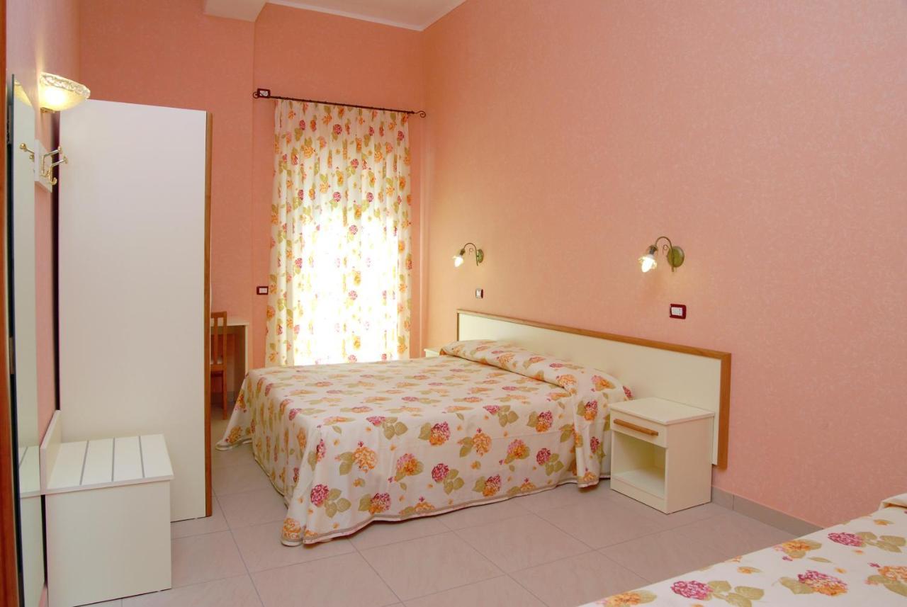 Villaggio Lido Del Mare Rodi Garganico